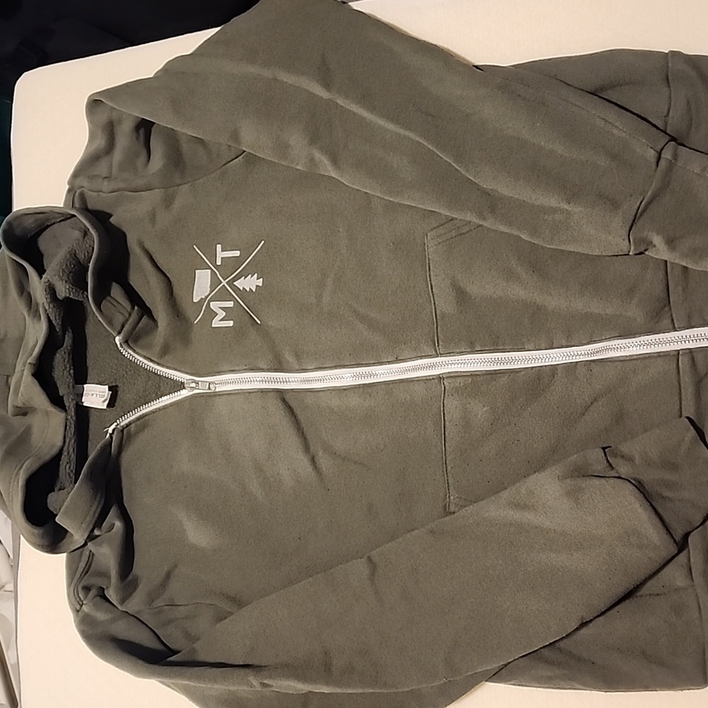 MT Shirt Co. ZipUp Hoodie